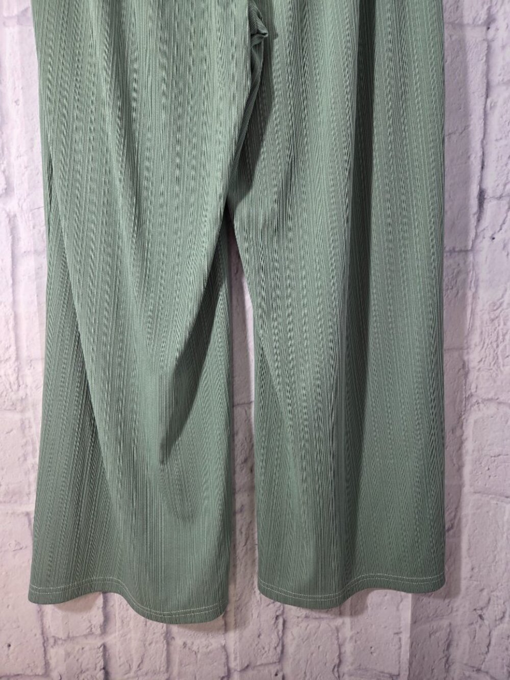 Cider 0XL Olive Sage Green Drawstring Pleated Flowing Silhouette Wide Leg Pants - Picture 7 of 10